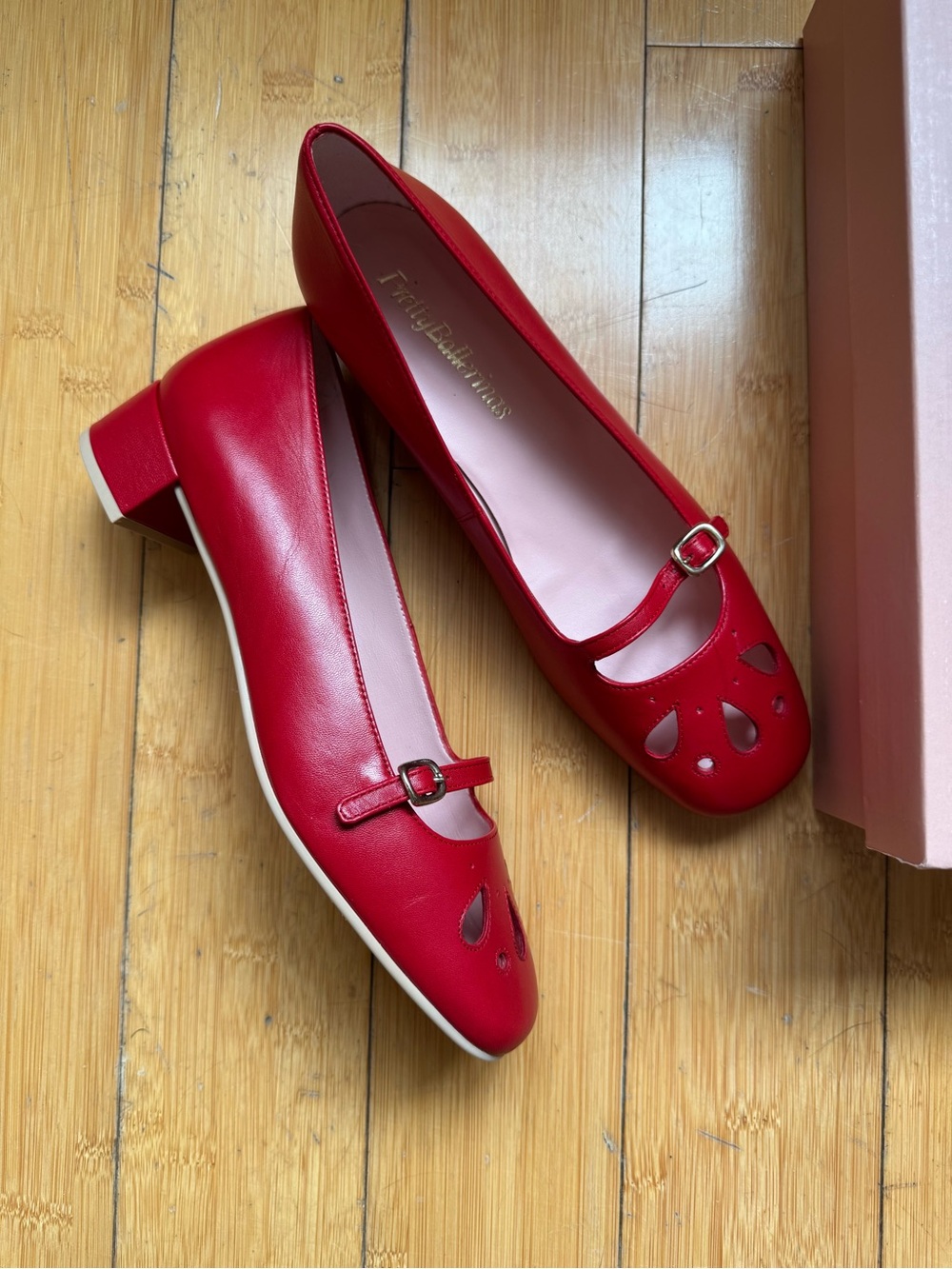 Pretty Ballerinas Odette Red Mary Jane Ballet Low Heel Pumps Flats with Cut Outs